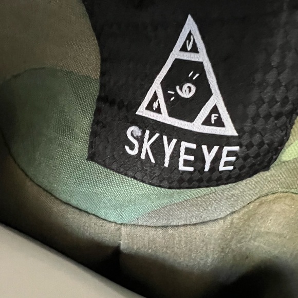 SKYEYE rare camo with floral design  jacket. - Picture 9 of 9